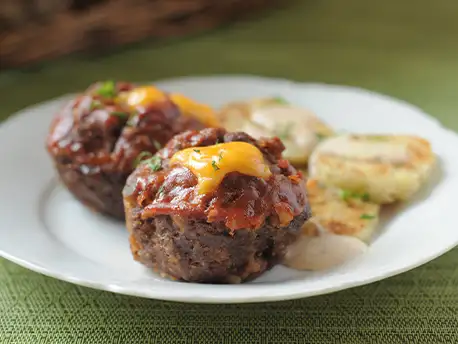 Cheddar Filled Mini Meatloaves