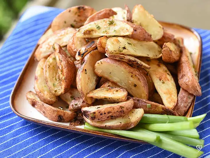 Sour Cream and Chive Wedges